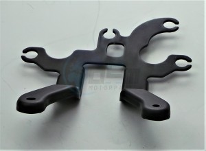 Product image: Suzuki - 34950-38G00 - BRACKET         