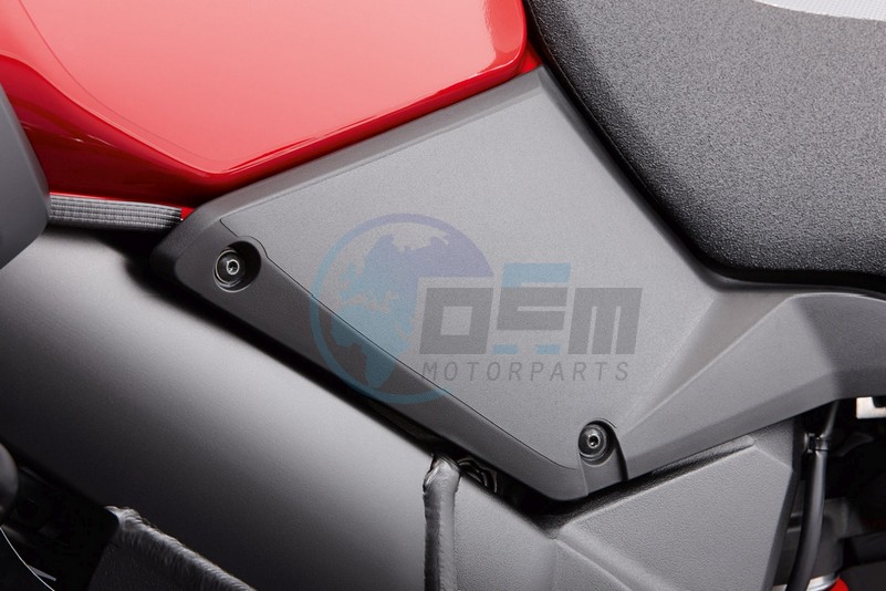 Product image: Suzuki - 990D0-31J04-PAD - Tank protection low side black DL1000  0