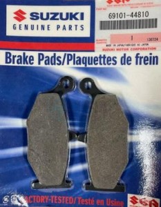 Product image: Suzuki - 69101-44810 - Pad Set 