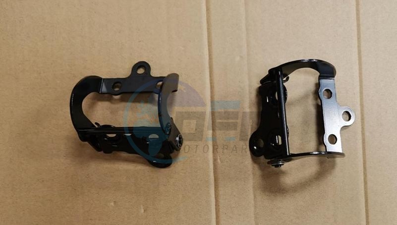 Product image: Sym - 8114A-XRE-000 - FUEL CAP HINGE  0