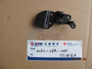 Product image: Sym - 50615-XPA-000 - RH. PILLION STEP 