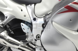 Product image: Suzuki - 99000-99013-K16 - FRAME COVER SET CHROME 