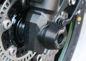 Product image: GSG-Mototechnik - 31-33-290-Z8 - Crash protector Front wheel  Kawasaki  Z 800 2013- 