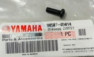 Product image: Yamaha - 985070501400 - SCREW, PAN HEAD 