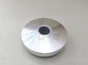 Product image: Sym - 22110-AMA-000 - MOVABLE DRIVE FACE COMP 