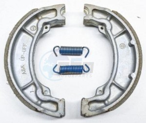 Product image: Yamaha - 3TEW253A0000 - BRAKE SHOE KIT 