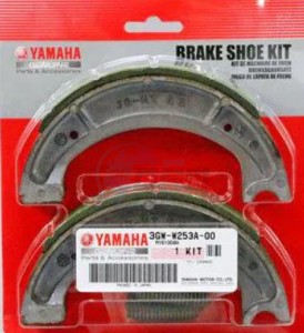 Product image: Yamaha - 3GWW253A0000 - BRAKE SHOE KIT 