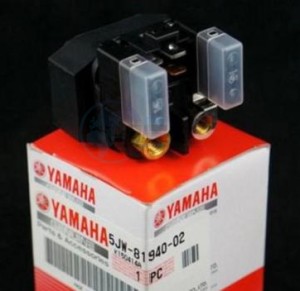 Product image: Yamaha - 5JW819400200 - STARTER RELAY ASSY (RC19-032) 