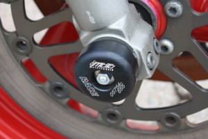 Product image: GSG-Mototechnik - 33-30-320 - Crash protector Front wheel  Yamaha  FZR 1000 89-95 