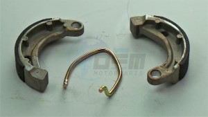 Product image: Derbi - 00Q01200931 - BRAKE SHOES SET, FRONT  