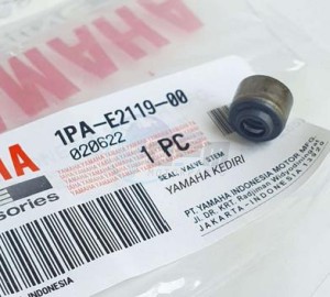 Product image: Yamaha - 1PAE21190000 - SEAL, VALVE STEM 