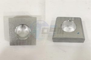 Product image: Sym - 40547-TL1-000 - R. AXLE FIXED WASHER 