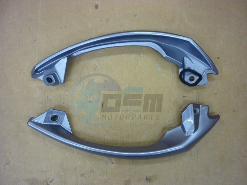 Product image: Sym - 81320-L4A-000-IP - LH. RR. GRIP GY-517S  0