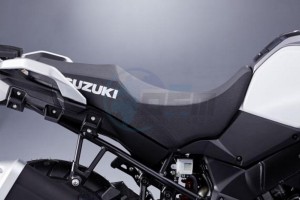 Product image: Suzuki - 45100-31J70-BGQ - LOW SEAT 