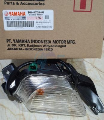 Product image: Yamaha - B6H-H3320-00-00 - FRONT FLASHER LIGH  0