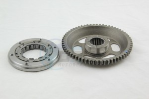 Product image: Suzuki - 12600-29810 - CLUTCH,STARTER 