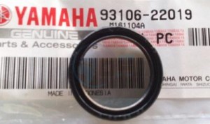 Product image: Yamaha - 931062201900 - OIL SEAL DC 22-28-8  