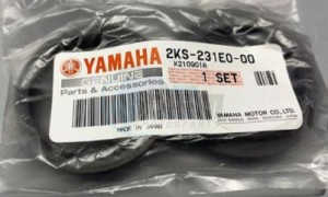 Product image: Yamaha - 2KS231E00000 - FORK SEAL COVER KIT 