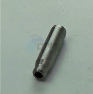 Product image: Kawasaki - 49002-0009 - GUIDE-VALVE 