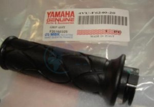 Product image: Yamaha - 4VUF62402000 - GRIP ASSY 