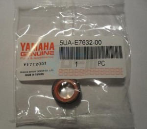 Product image: Yamaha - 5UAE76320000 - WEIGHT 