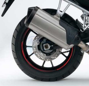 Product image: Suzuki - 990D0-31JR6-PAD - Rear wheel striping red V-Strom 