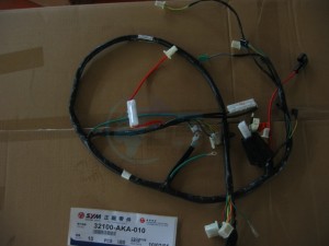 Product image: Sym - 32100-AKA-010 - WIRE HARNESS 