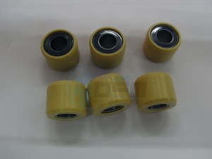 Product image: Sym - 22121-GY6-920-AM - WEIGHT ROLLER ASSY 