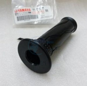 Product image: Yamaha - 20P-F6241-01-00 - GRIP 