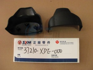 Product image: Sym - 37210-XDE-000 - SPEEDOMETER COVER 