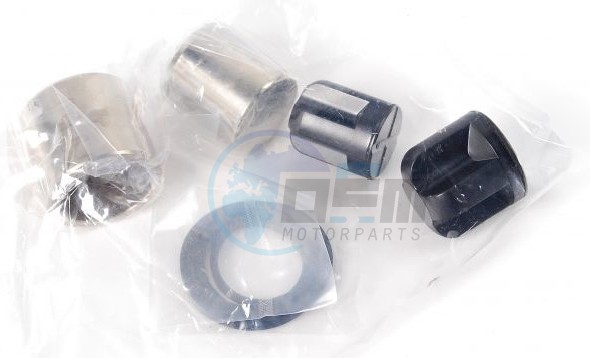 Product image: Suzuki - 59100-01831 - PISTON SET  0