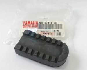 Product image: Yamaha - 3LD274130000 - COVER, FOOTREST 