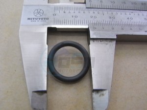 Product image: Sym - 91303-377-000 - OIL RING 13.8X2.5 