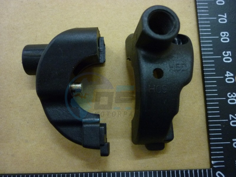 Product image: Sym - 53167-GN2-020 - THROTTLE UNDDER HOUSING  1