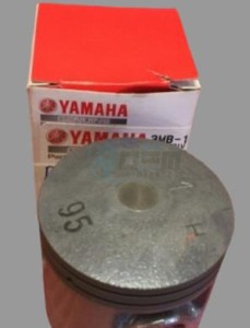 Product image: Yamaha - 3MB116310295 - PISTON (STD 56MM) 