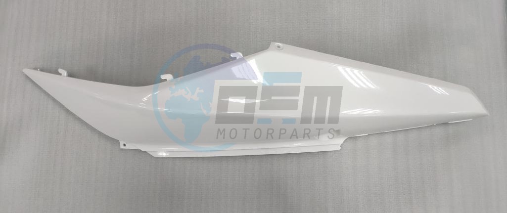 Product image: Sym - 83500-XB1-000-WD - RH BODY COVER(WH-8018P)  0