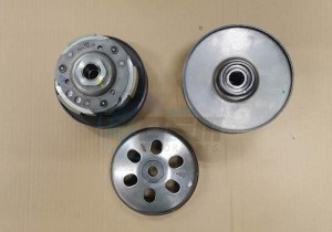 Product image: Sym - 2301A-XR4-000 - DRIVEN PULLEY SET 