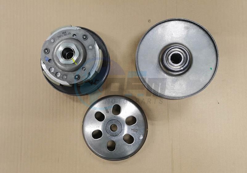 Product image: Sym - 2301A-XR4-000 - DRIVEN PULLEY SET  0