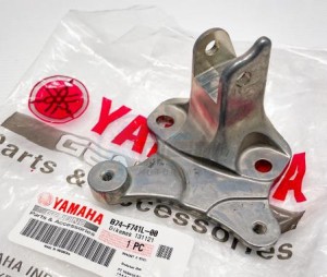 Product image: Yamaha - B74F741L0000 - BRACKET 4 