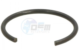 Product image: Piaggio - B015602 - CIRCLIP 