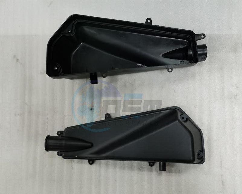 Product image: Sym - 17231-AAA-000 - AIR/C COVER  2