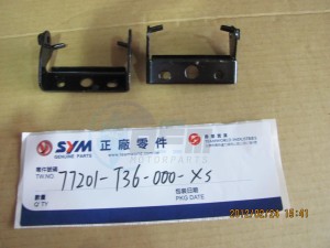 Product image: Sym - 77201-T36-000-XS - SEAT HINGE SET 