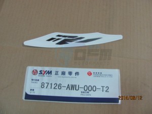 Product image: Sym - 87126-AWU-000-T2 - FR.FENDER L. STRIPE 