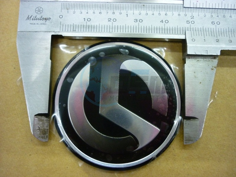 Product image: Sym - 87123-HWF-000 - S-LOGO 50MM(PU-AL)  0