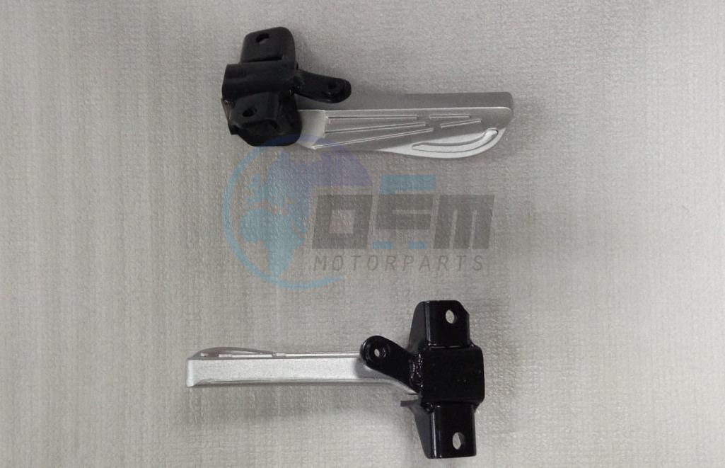 Product image: Sym - 50720-XVA-000 - L. STEP BAR COMP.  0