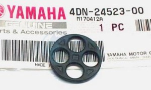 Product image: Yamaha - 4DN245230000 - VALVE  